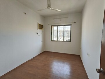 Room in 2 BHK Apartment at Lodha Casa Bella, Dombivli East – for Rent