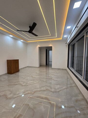 Room in 1 BHK Apartment at AVN Silver Skyline, Andheri West – for Rent