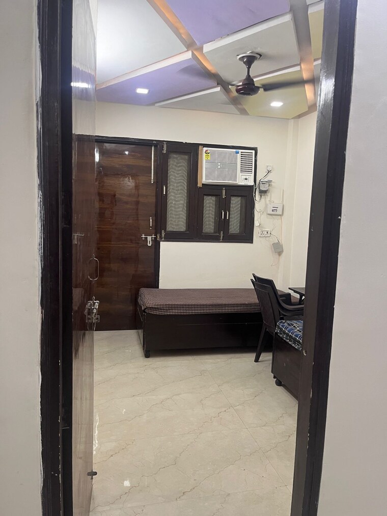 Bathroom, rohini sector 16 1 Bedroom 700 Sq.Ft. Builder Floor In Rohini Sector 16 Delhi 9489596