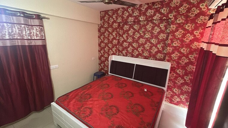 Bedroom, wave-dream-homes 1 Bedroom 578 Sq.Ft. Apartment In Wave City Ghaziabad 9489659