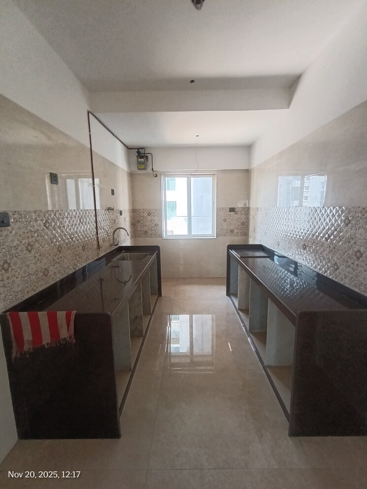 Kitchen, dadar west 3 Bedroom 1045 Sq.Ft. Apartment In Dadar West Mumbai 9489891