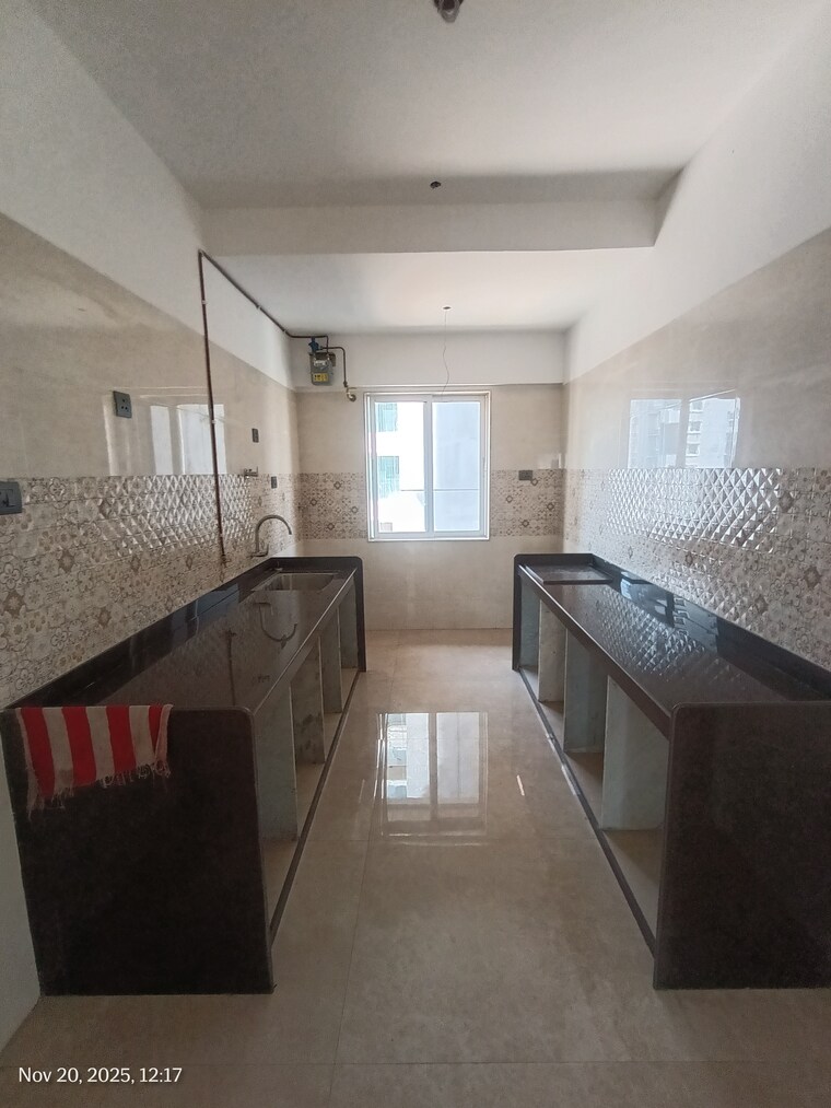 Kitchen, dadar west 3 Bedroom 1045 Sq.Ft. Apartment In Dadar West Mumbai 9489891