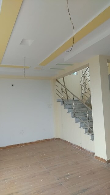 Room in 3 BHK Apartment at Attapur – for Sale