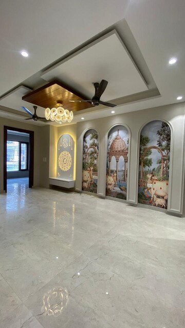 Living Room in 3 BHK Builder Floor at Parklands, Sector 85 – for Sale