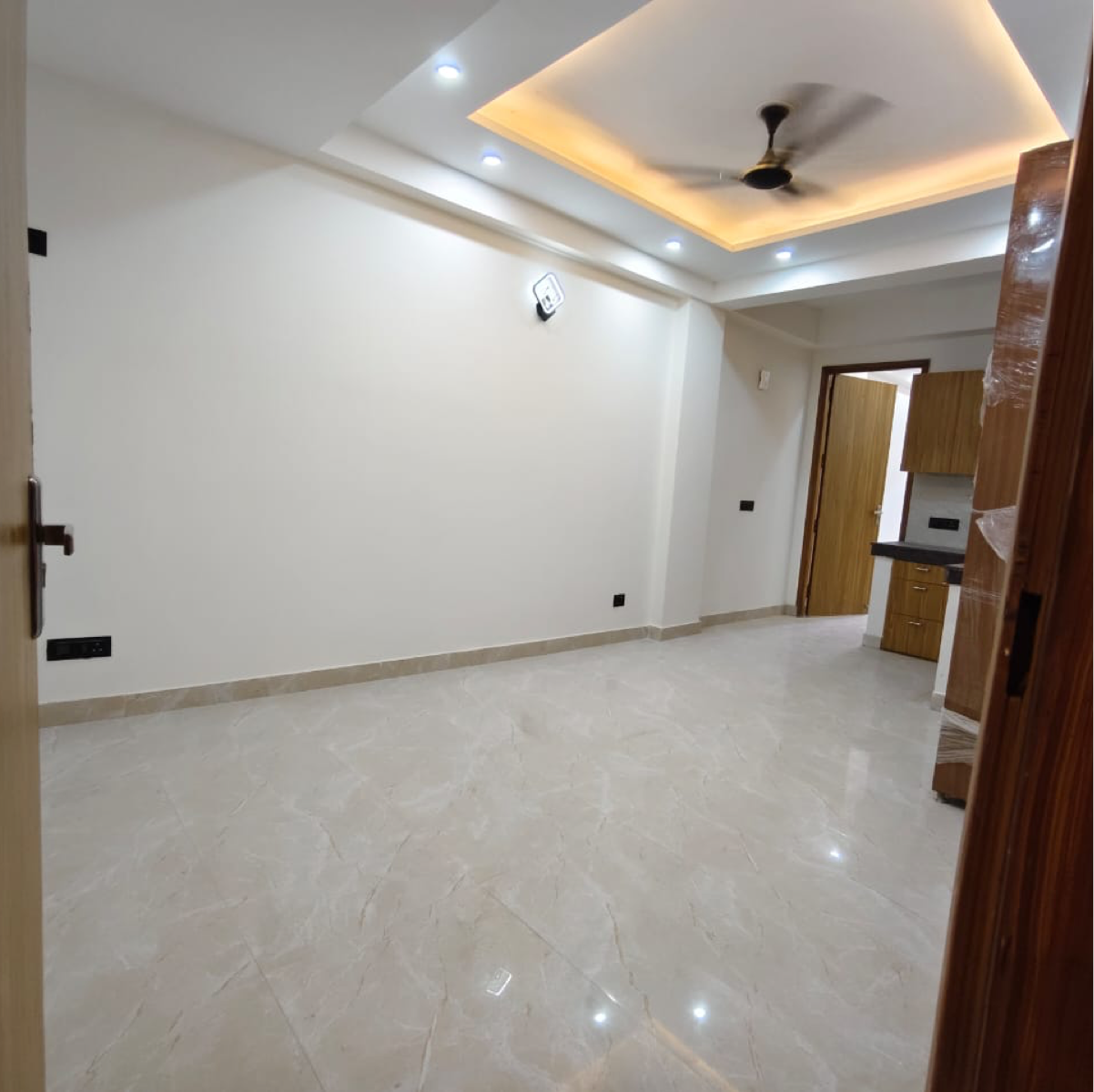 1 BHK Builder Floor For Rent in Saket