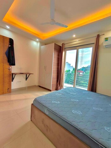 Bedroom in 1 BHK Builder Floor at Saket – for Rent