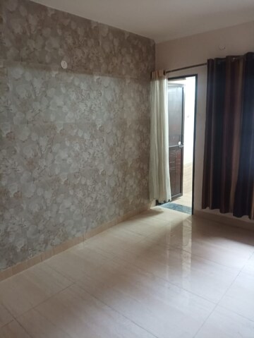 Room in 3 BHK Independent House at Dhakoli – for Sale