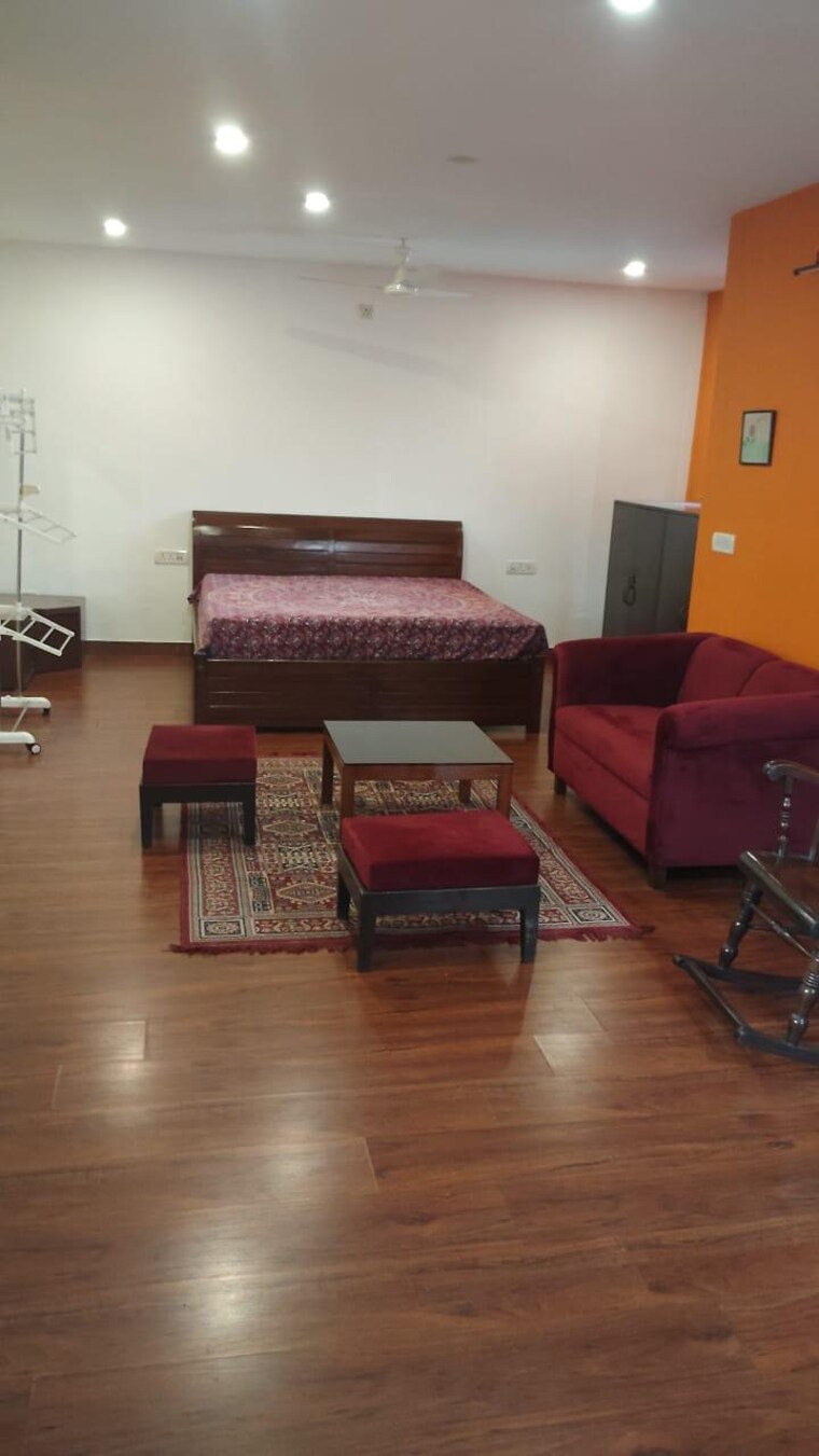 Living Room, vasant vihar 3 Bedroom 425 Sq.Yd. Builder Floor In Vasant Vihar Delhi 9489836