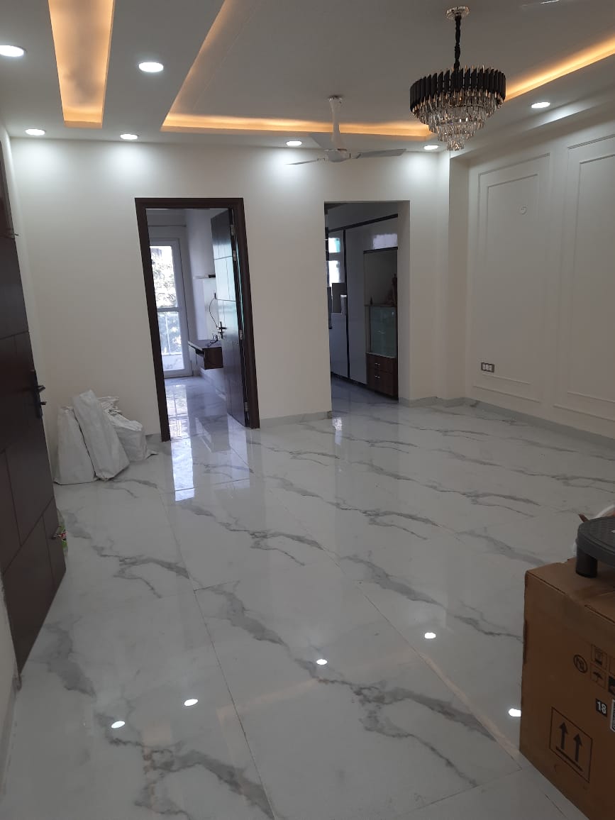 3 BHK Builder Floor For Rent in Unitech South City 1