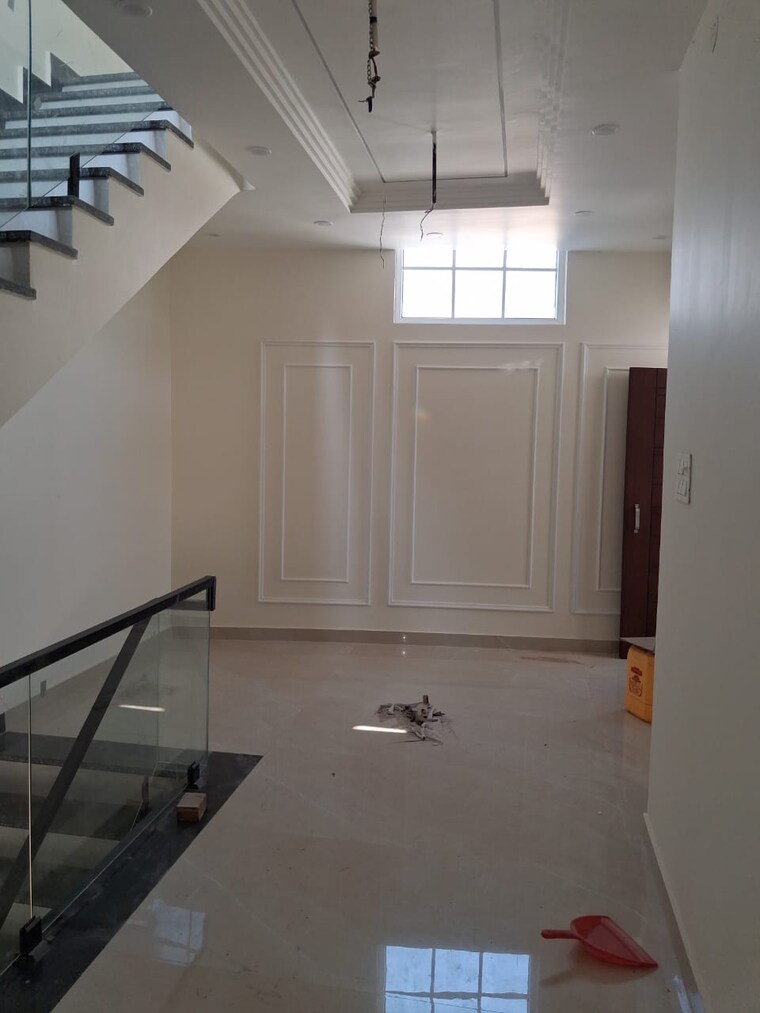 Living Room, shimla bypass road 3 Bedroom 132 Sq.Yd. Independent House In Shimla Bypass Road Dehradun 9489976