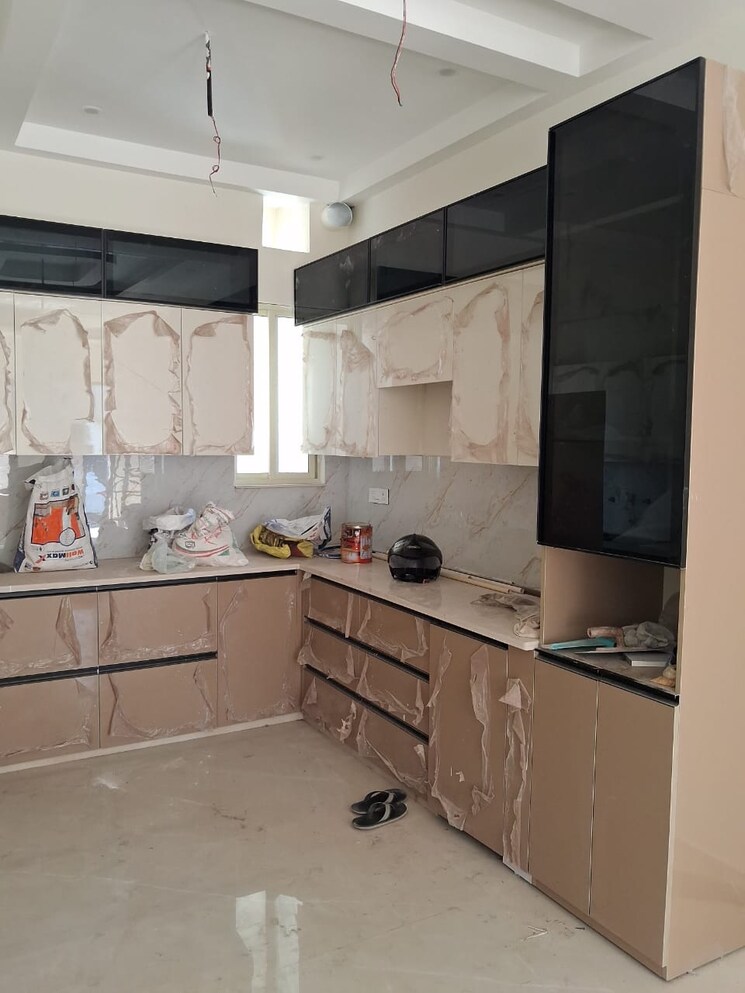 Kitchen, shimla bypass road 3 Bedroom 132 Sq.Yd. Independent House In Shimla Bypass Road Dehradun 9489976