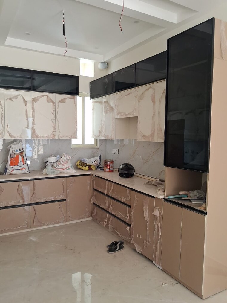 Kitchen, shimla bypass road 3 Bedroom 132 Sq.Yd. Independent House In Shimla Bypass Road Dehradun 9489976