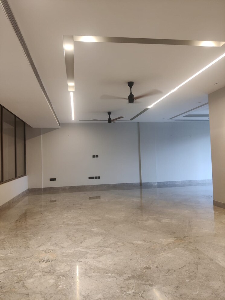 Room, unitech-south-city-1 4 Bedroom 4500 Sq.Ft. Builder Floor In South City 1 Gurgaon 9489997