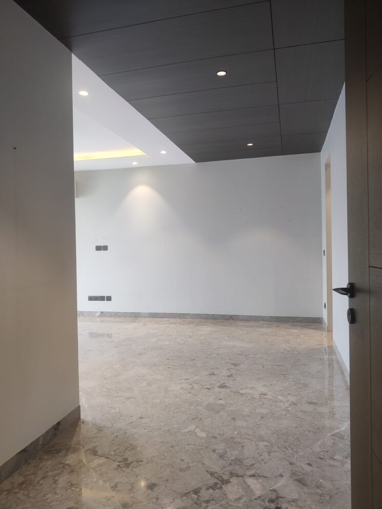 Room, unitech-south-city-1 4 Bedroom 4500 Sq.Ft. Builder Floor In South City 1 Gurgaon 9489997