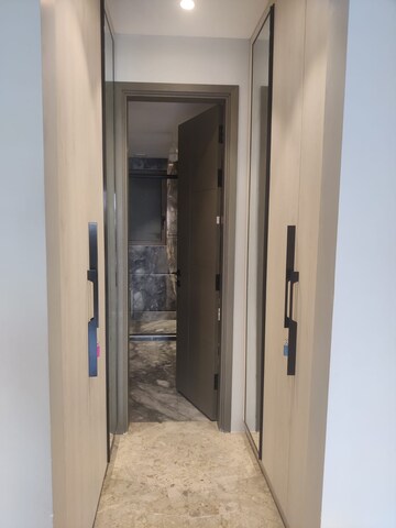 Building Lobby in 4 BHK Builder Floor at Unitech South City 1, South City 1 – for Rent