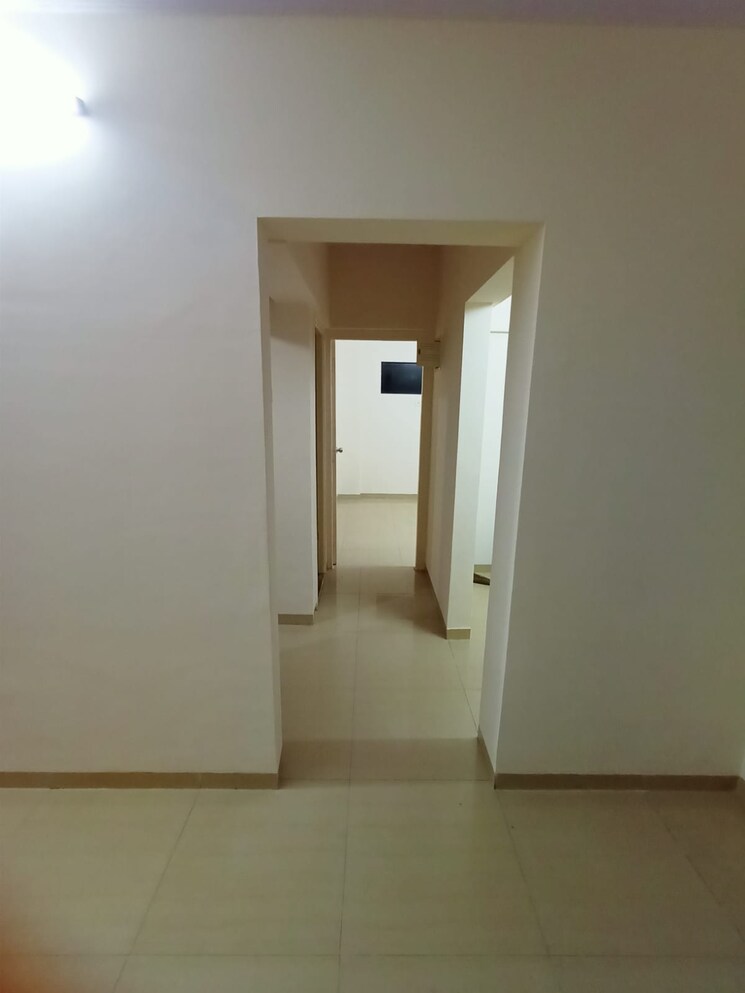 Room, puraniks-tokyo-bay 1.5 Bedroom 566 Sq.Ft. Apartment In Kasarvadavali Thane 9489972