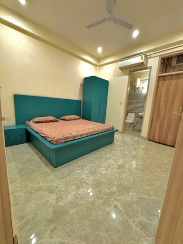1 BHK Builder Floor For Rent in Saket