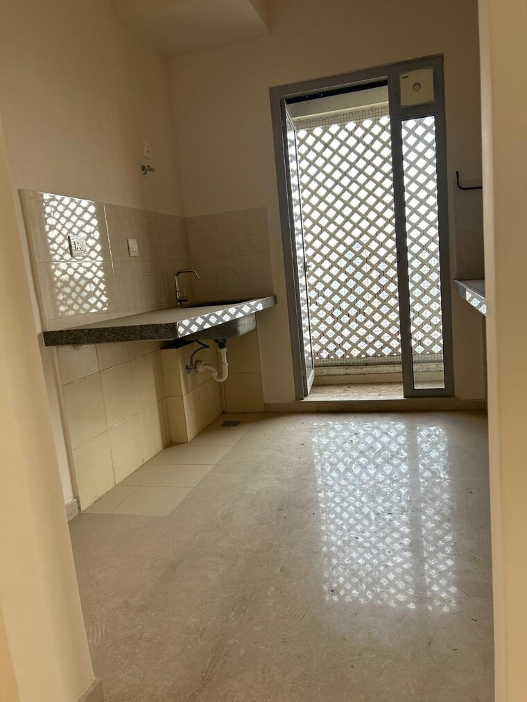 Room, piramal-vaikunth-vraj 2 Bedroom 555 Sq.Ft. Apartment In Balkum Pada Thane 9490089