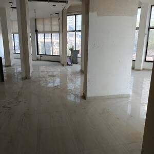  Office Space For Rent in Dadar West