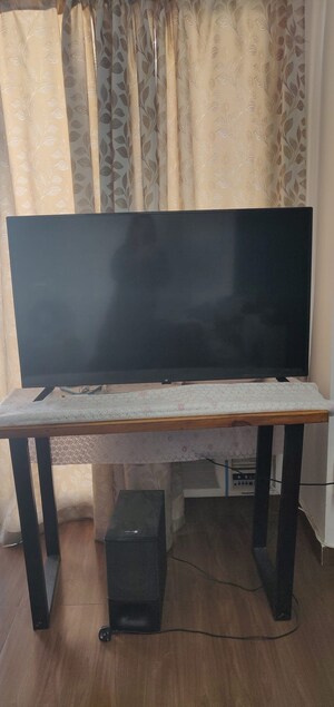 Bedroom in 4 BHK Apartment at GTM The Capital, Aman Vihar – for Rent