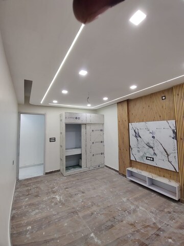 Room in 3 BHK Builder Floor at Gms Road – for Sale