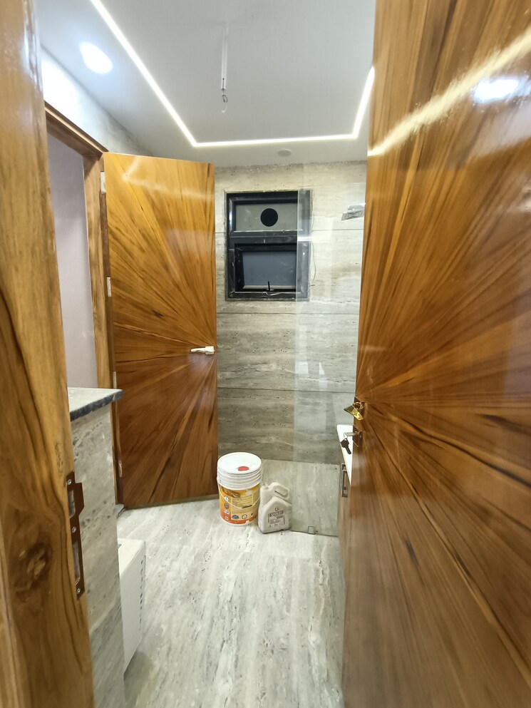 Bathroom, bptp-eden-estate 3 Bedroom 1350 Sq.Ft. Builder Floor In Sector 81 Faridabad 9490285