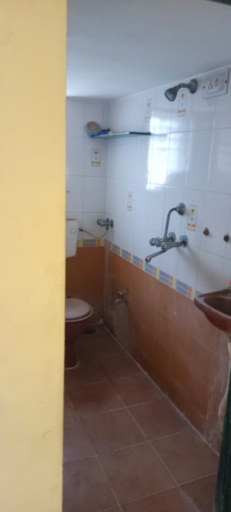 Bathroom, umiya-complex-titwala 1 Bedroom 420 Sq.Ft. Apartment In Titwala Thane 9490210