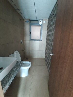 Bathroom in 2 BHK Apartment at Kalpataru Immensa, Kolshet Road – for Sale