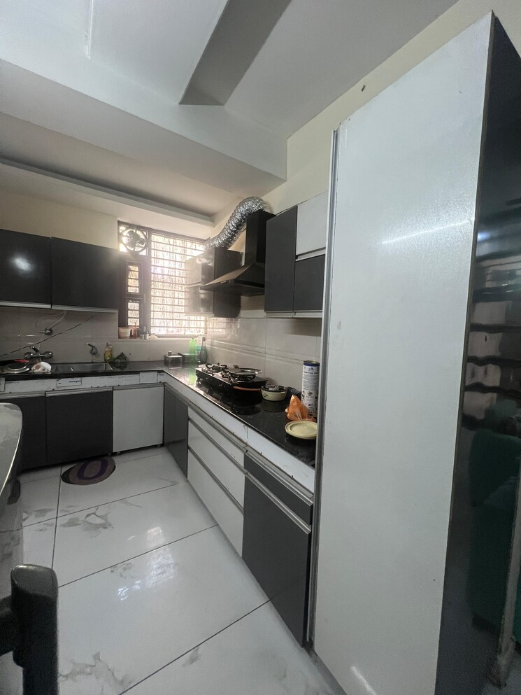 Kitchen, motia-royal-citi-apartments 2 Bedroom 1350 Sq.Ft. Apartment In Ghazipur Zirakpur 9490324