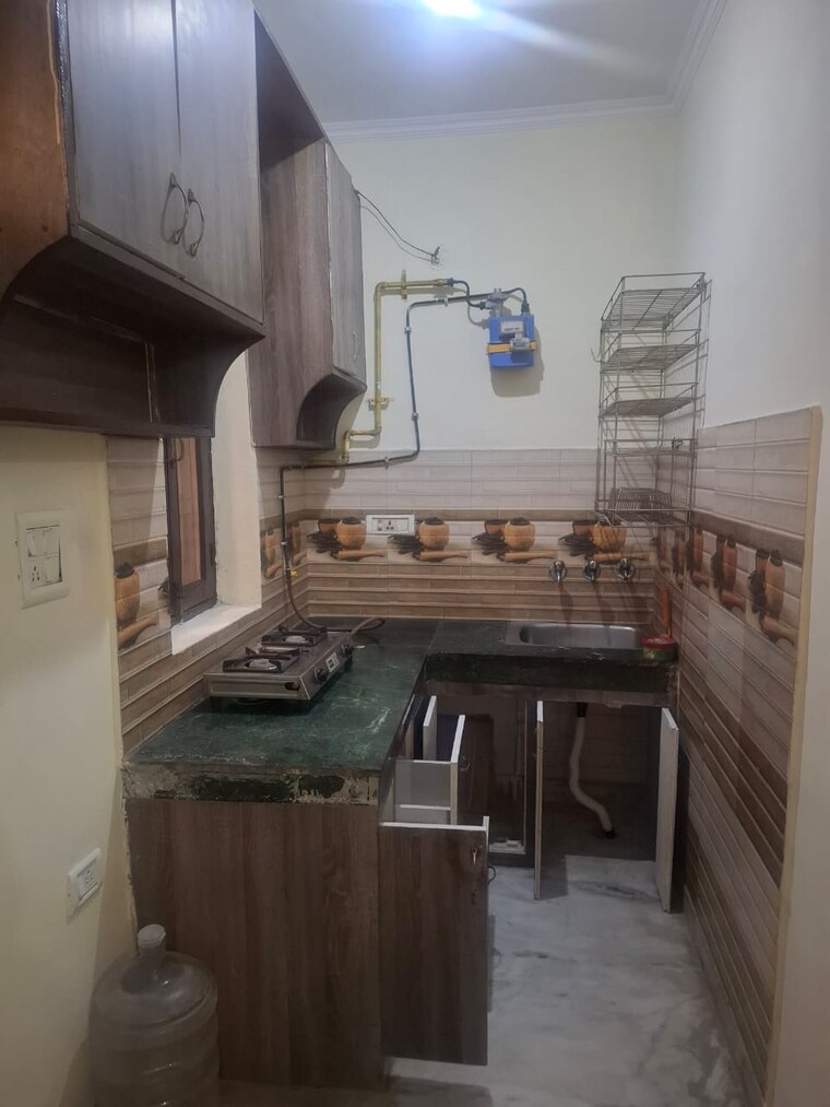 Kitchen, khirki extension 2 Bedroom 630 Sq.Ft. Builder Floor In Khirki Extension Delhi 9490427