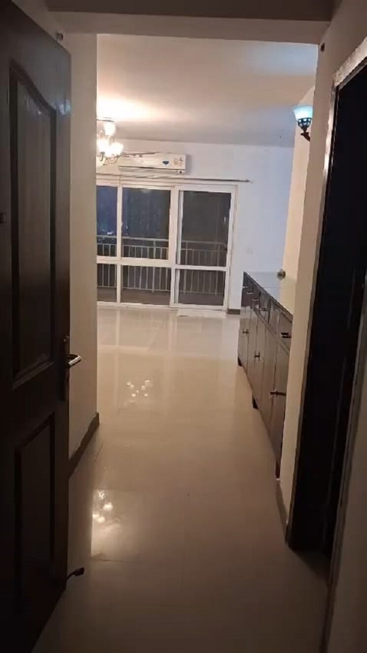 Living Room, bptp-park-grandeura 4 Bedroom 2032 Sq.Ft. Apartment In Sector 82 Faridabad 9490411