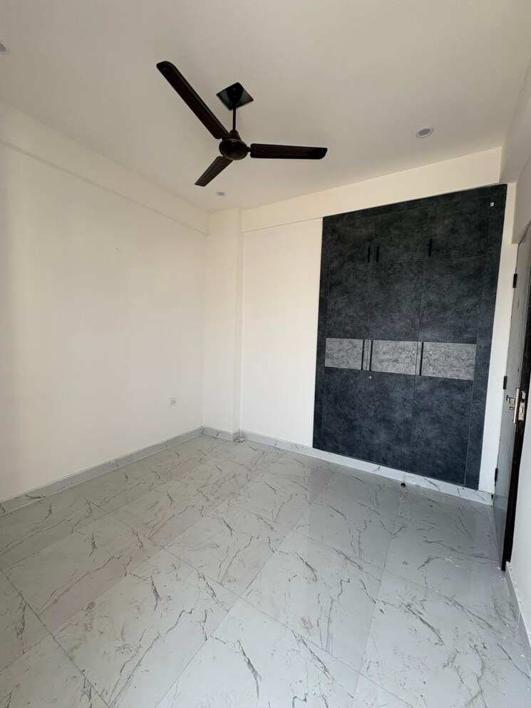 Room, pivotal-paradise 2 Bedroom 686 Sq.Ft. Apartment In Sector 62 Gurgaon 9490439