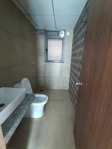 Bathroom in 2 BHK Apartment at Kalpataru Immensa, Kolshet Road – for Sale