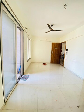 Room in 2 BHK Apartment at Vision Indramegh, Tathawade – for Rent