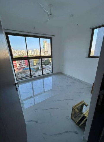 2 BHK Apartment For Rent in Raymond Ten X Habitat, Pokhran Road No Two