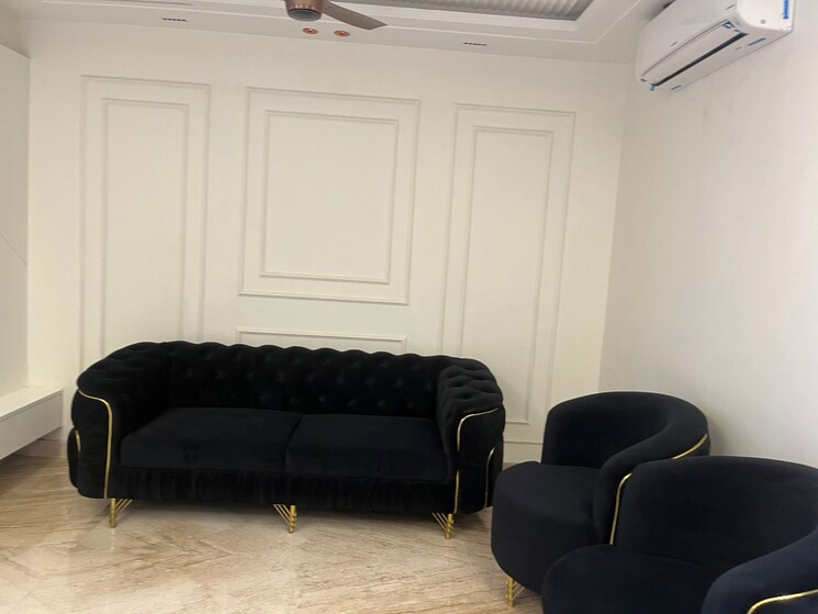 Bedroom, rohini sector 29 4 Bedroom 150 Sq.Yd. Builder Floor In Rohini Sector 29 Delhi 9490656