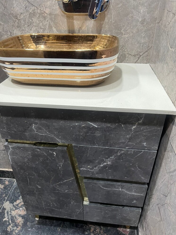 undefined, rohini sector 29 4 Bedroom 150 Sq.Yd. Builder Floor In Rohini Sector 29 Delhi 9490656