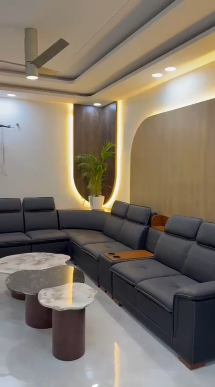 Living Room, parklands 3.5 Bedroom 500 Sq.Yd. Builder Floor In Sector 85 Faridabad 9490650