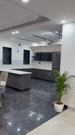 3.5 BHK + Extra Room 500 Sq.Yd. Builder Floor in Parklands