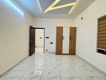 Room in 4 BHK Independent House at Avinashi Road – for Sale