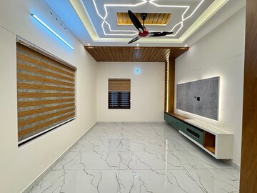 Room in 4 BHK Independent House at Avinashi Road – for Sale