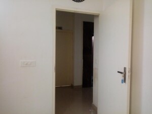 Room in 2 BHK Apartment at Tulip Lemon, Sector 69 – for Rent