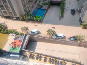 Furnished Amenities in 3 BHK Apartment at Shela – for Rent