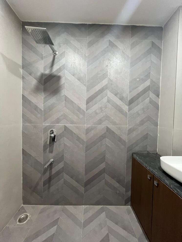 Bathroom, sahastradhara 3 Bedroom 2000 Sq.Ft. Builder Floor In Sahastradhara Dehradun 9490738