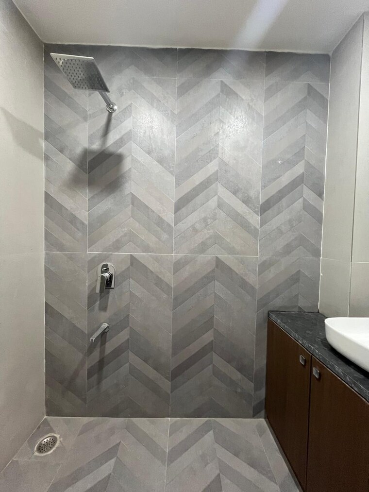 Bathroom, sahastradhara 3 Bedroom 2000 Sq.Ft. Builder Floor In Sahastradhara Dehradun 9490738