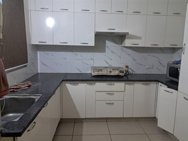 Kitchen, highland-park-chandigarh 3 Bedroom 1800 Sq.Ft. Apartment In Bhabat Zirakpur 9490763