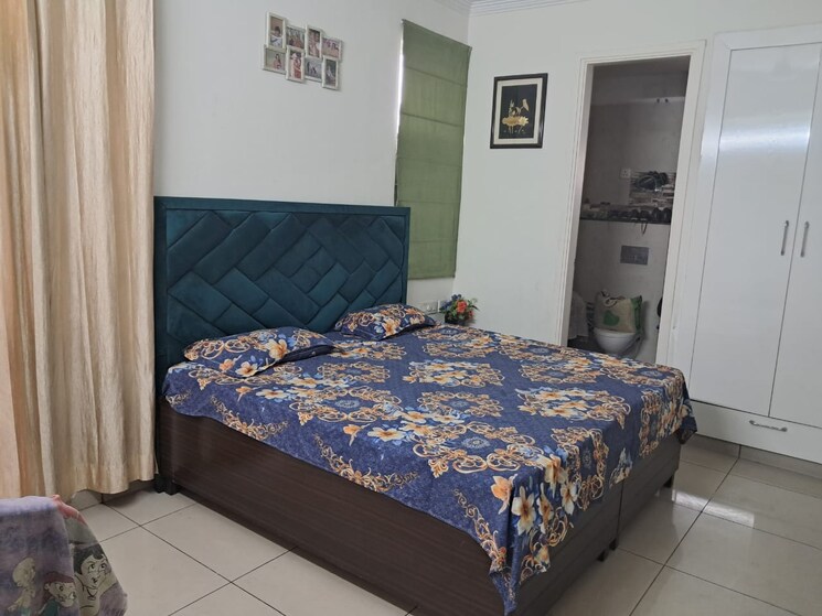 Bedroom, highland-park-chandigarh 3 Bedroom 1800 Sq.Ft. Apartment In Bhabat Zirakpur 9490763