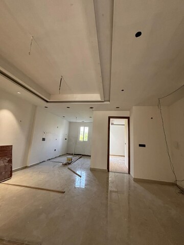 Bathroom in 5 BHK Independent House at Sahastradhara Road – for Sale