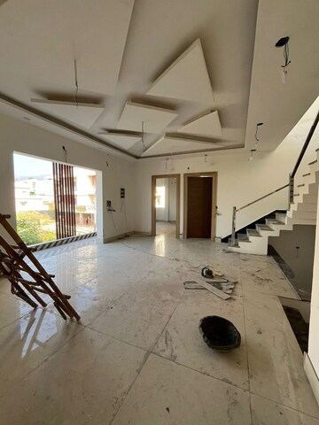 5 BHK Independent House For Sale in Sahastradhara Road