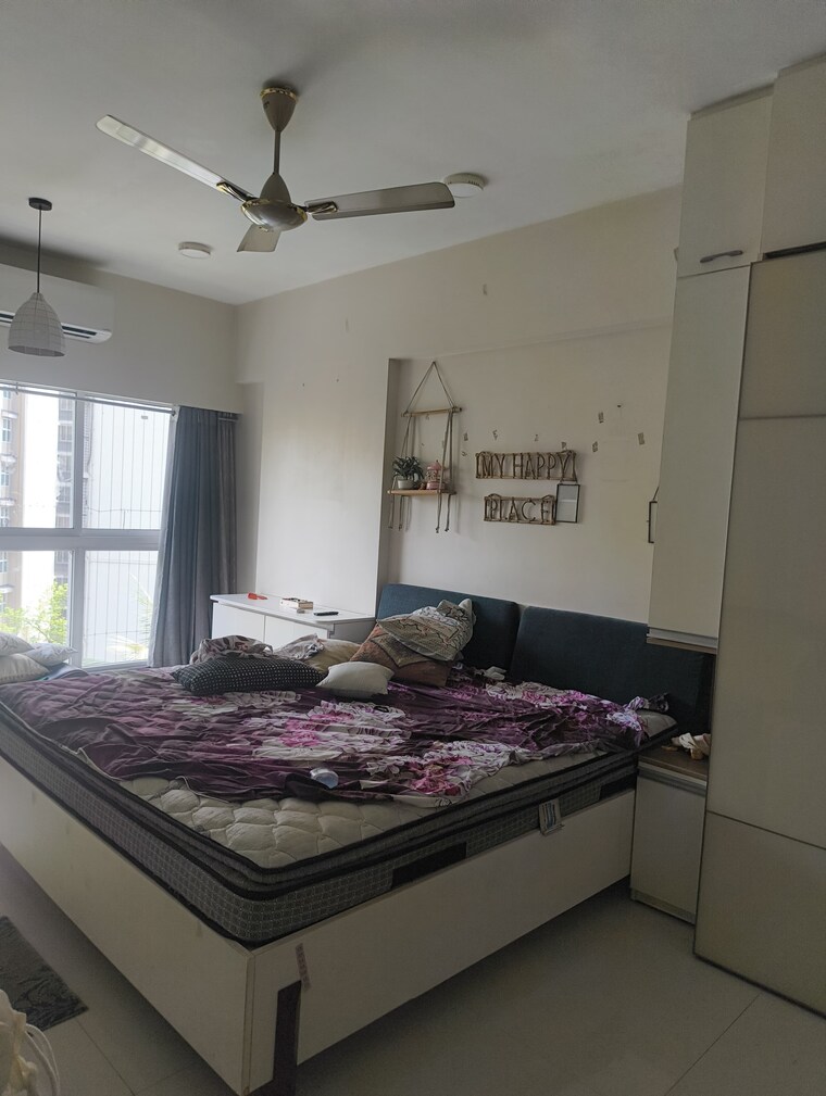 Bedroom, godrej-central 2.5 Bedroom 900 Sq.Ft. Apartment In Chembur Mumbai 9490786